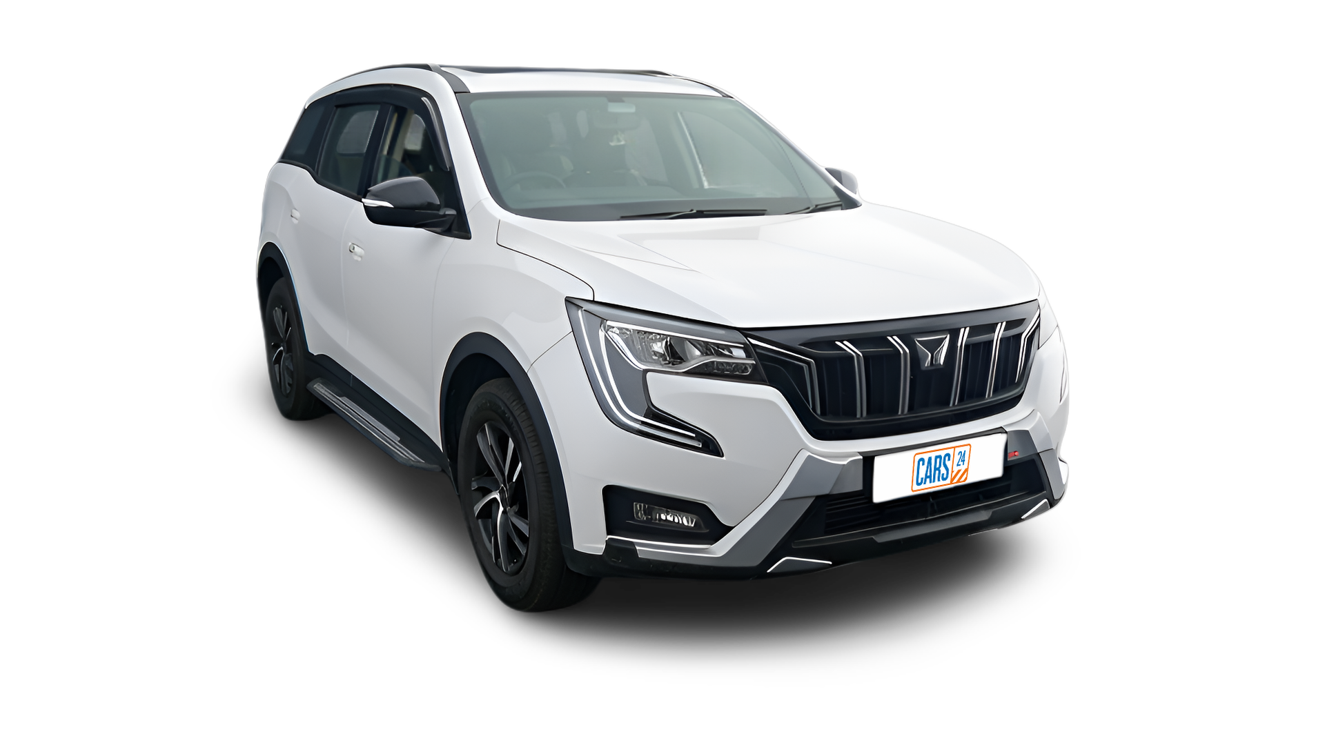 Mahindra XUV700-img